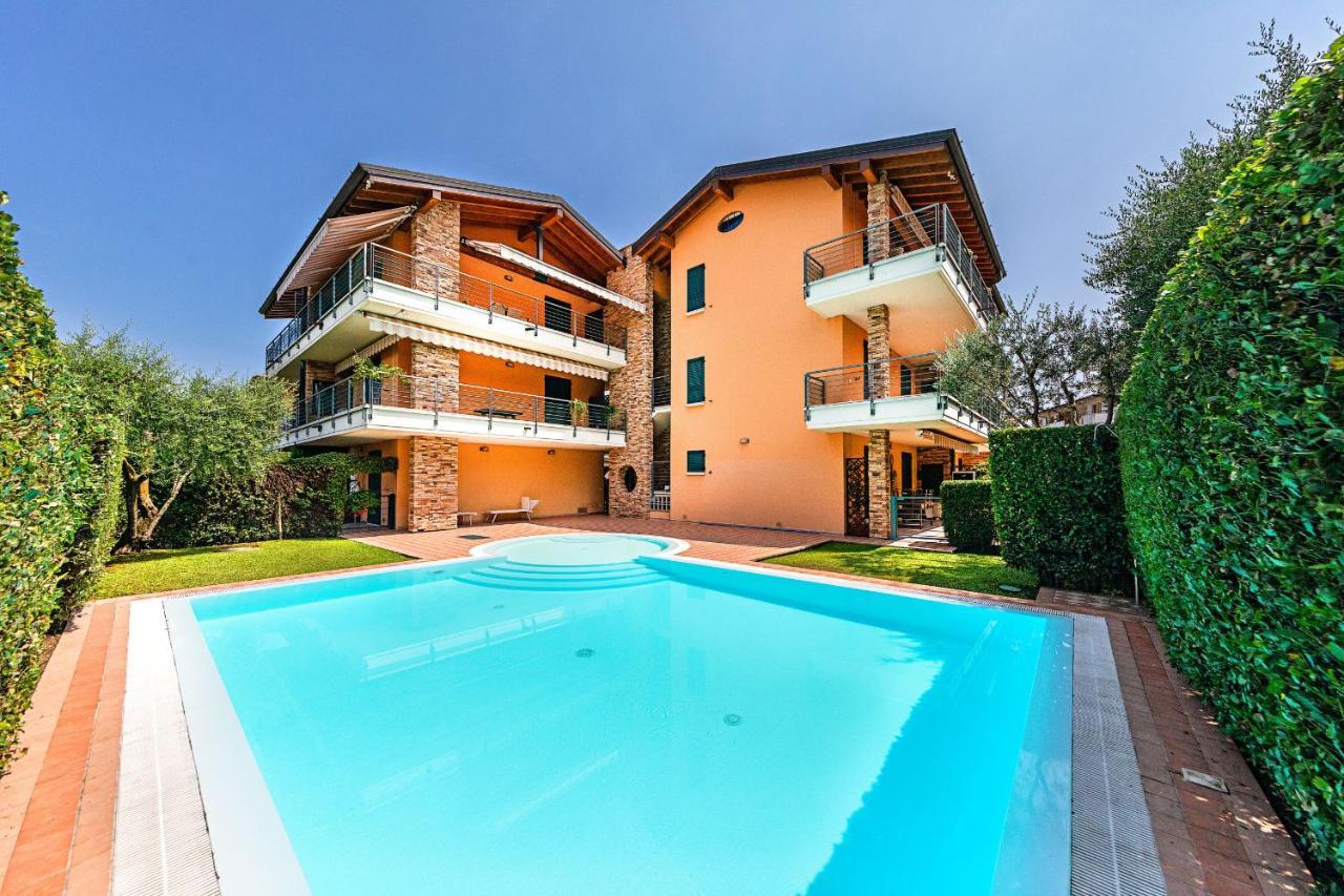 Annamaria 9 Apartment By Wonderful Italy ซีร์มิโอเน ภายนอก รูปภาพ